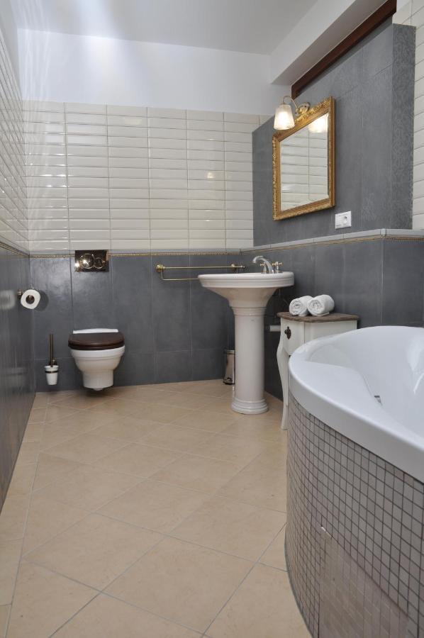 Frikulin Hotel Prostějov Kültér fotó