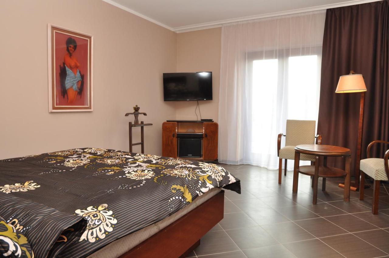Frikulin Hotel Prostějov Kültér fotó